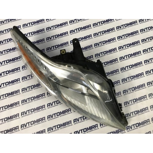 Фара передняя правая Ford Mondeo 4 2007-2010 7S7113K060AB